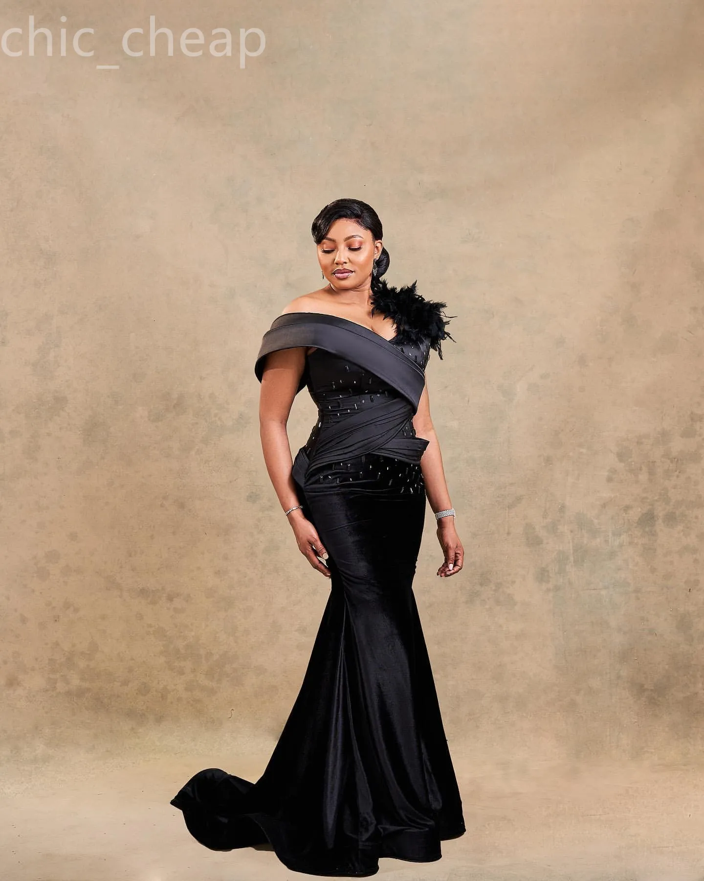 2024 Aso Ebi Black Mermaid Prom Dress Feather Crystals Satin Evening Formal Party Second Reception 50th Birthday Engagement Gowns Dresses Robe De Soiree ZJ96