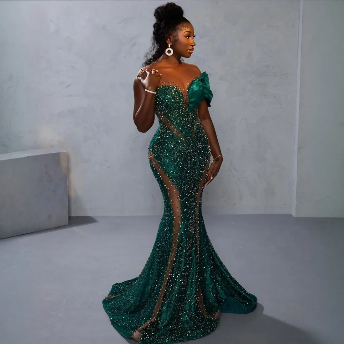 African Nigeria Plus Size Prom Dresses for Black Women Illusion Sheer Neck Mermaid Short Sleeves Sequined Lace Evening Dresses Formal Dress for Birthday Girls AM440