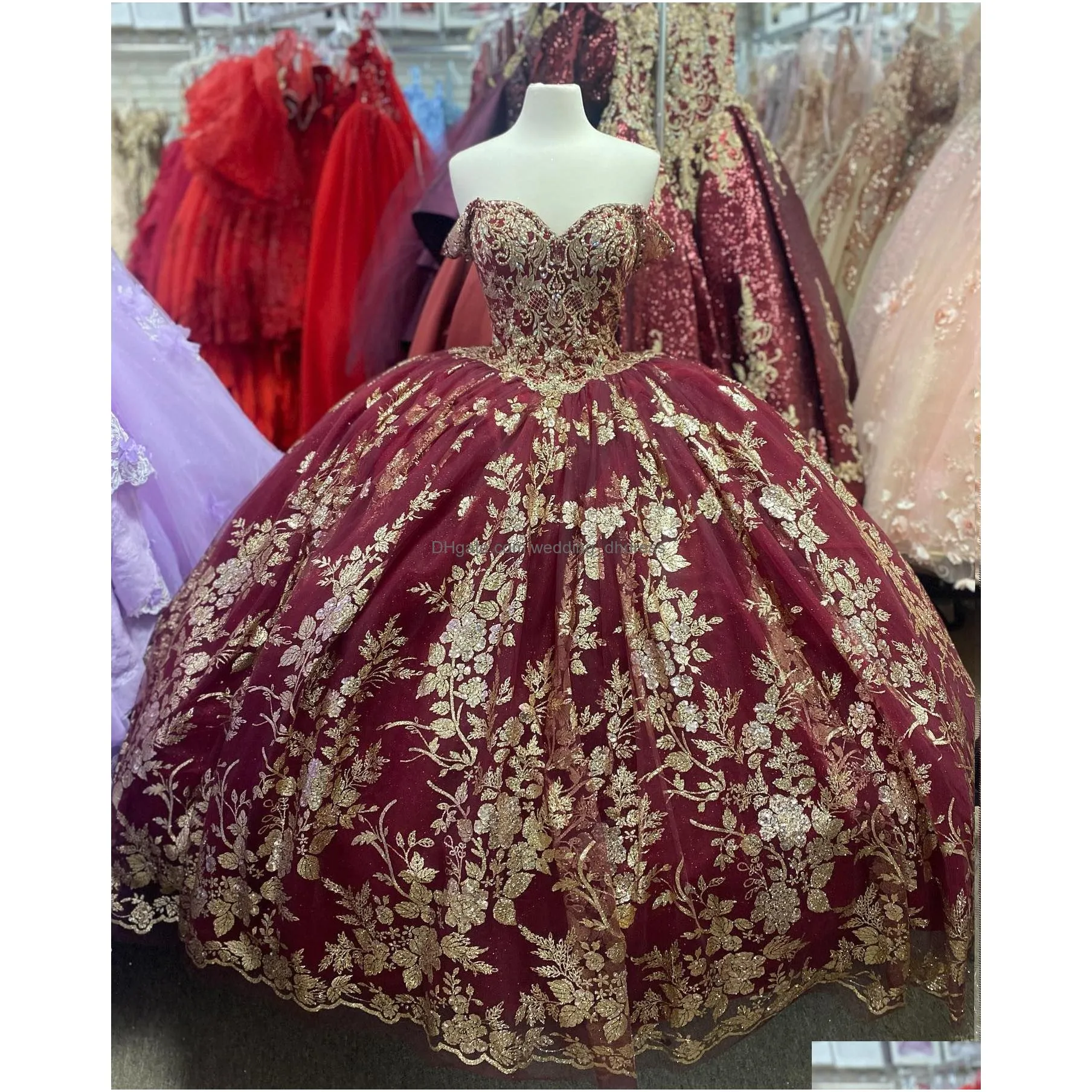 burgundy gold quinceanera dress 2023 straps neck sparkle floral sequins beading tulle puffy sweet 16 gowns vestidos de 15 anos lace-up corset back
