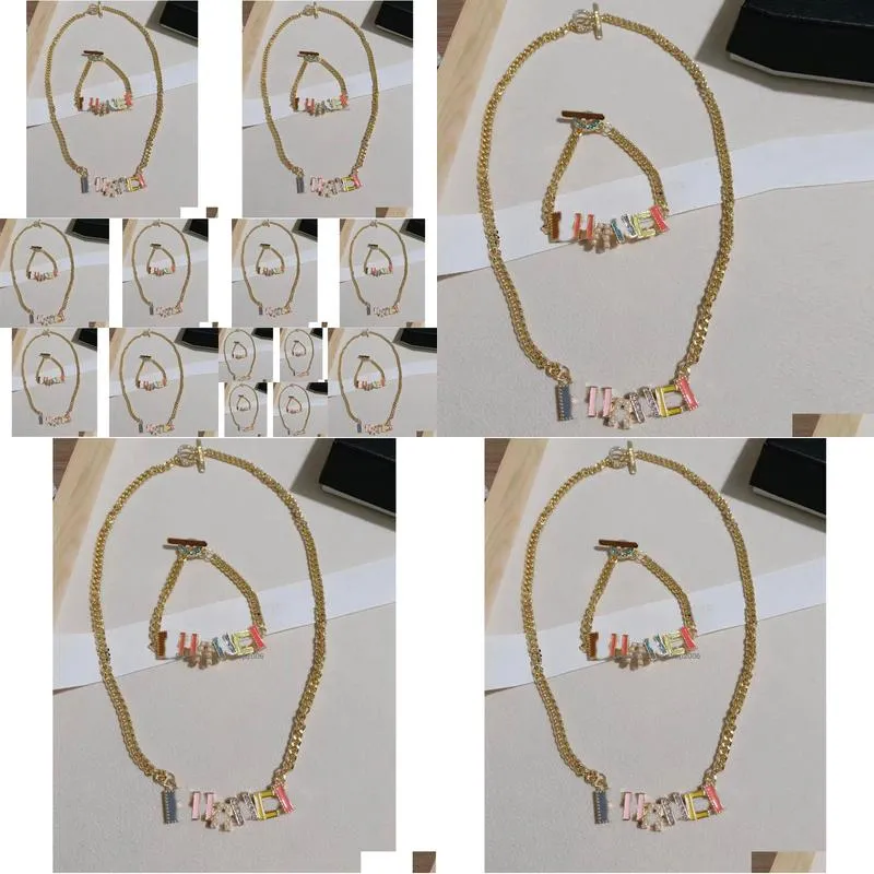 fashion designer 18k gold plated curb chain pendant necklaces luxury brand letter geometric chain bracelet bangle crystal pearl wristband womens necklace