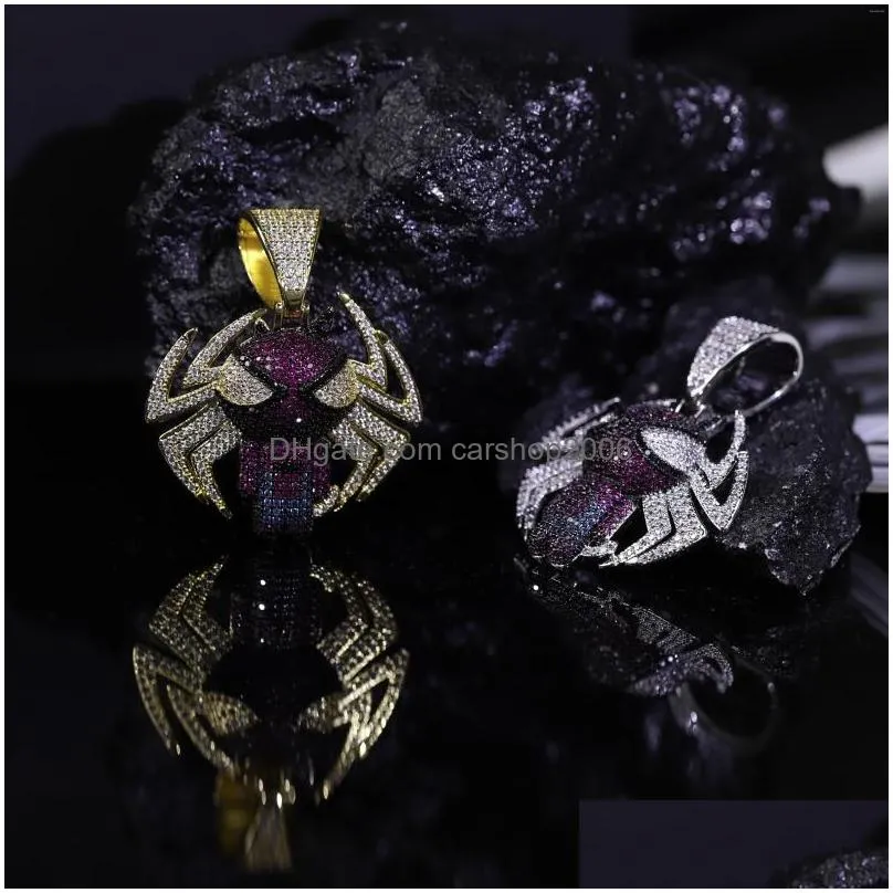 pendant necklaces 2023 fashion spider halloween gift high quality zircon necklace suitable for mens hip hop jewelry.