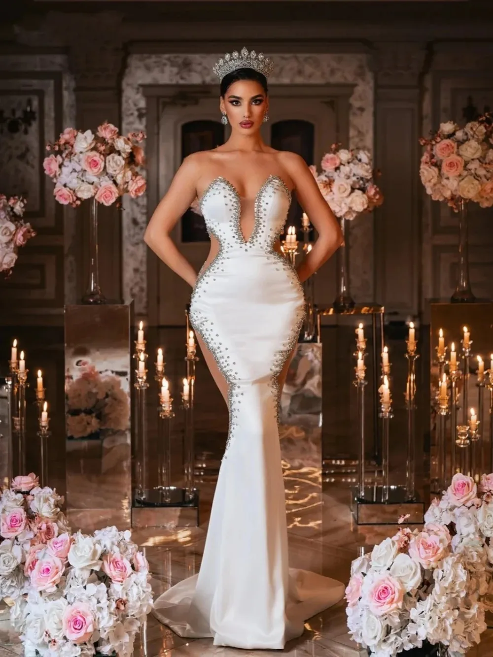 Classic Crystal Mermaid Wedding Dress Strapless Bridal Gowns Sleeveless Deep V Neck Bride Dresses Custom Made Vestido de novia
