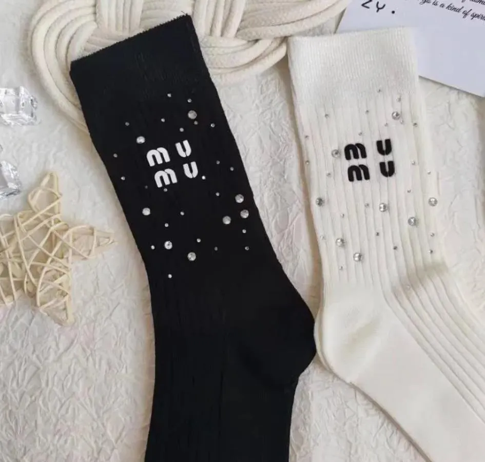 Cotton Socks for Women Letter Print Designer Breathable Tube Skateboard Cute Sock