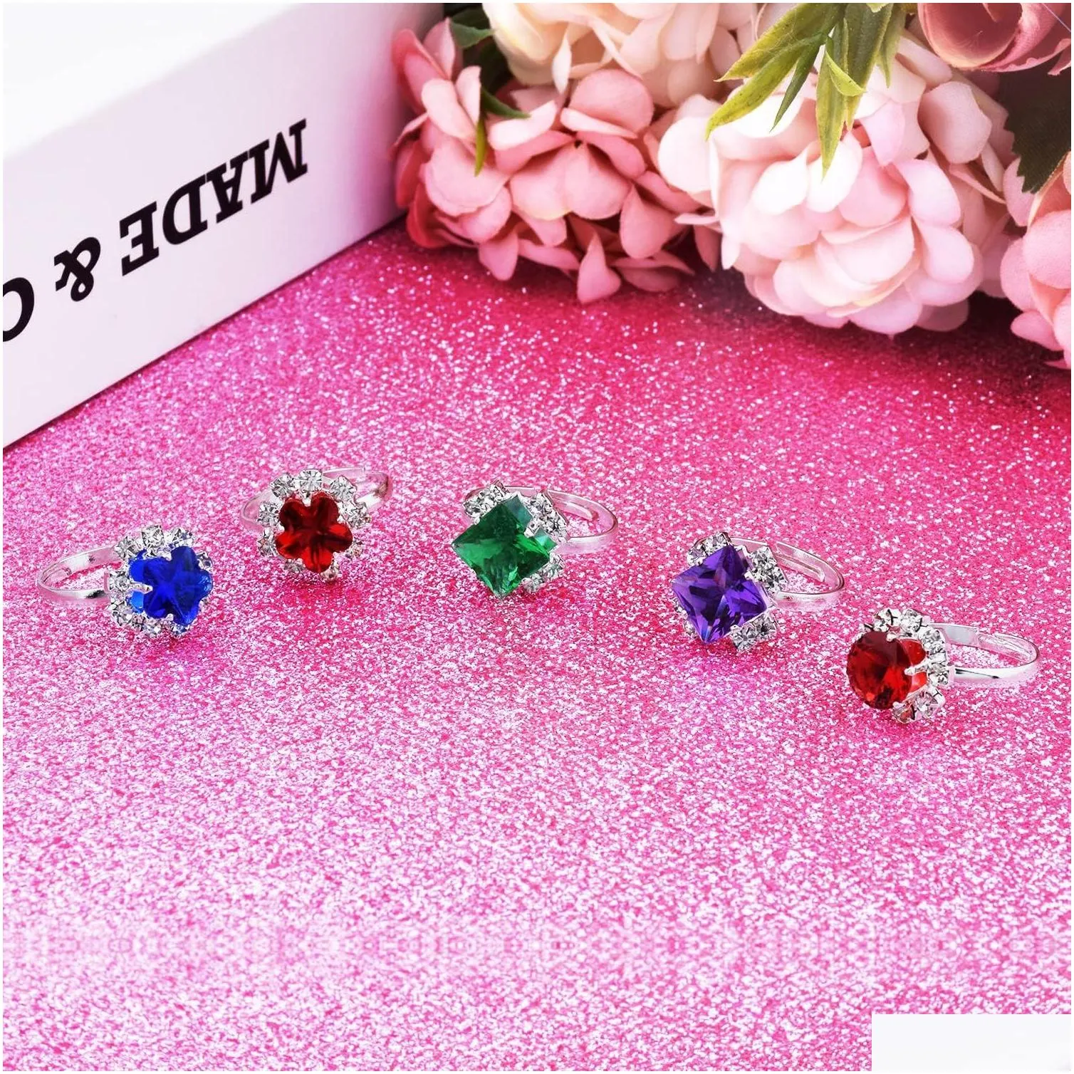 Beauty & Fashion 36 Pcs Little Girl Adjustable Rhinestone Gem Rings Toy In Box Children Kids Jewelry Ring Set Toys With Heart Shape Di Dhifk