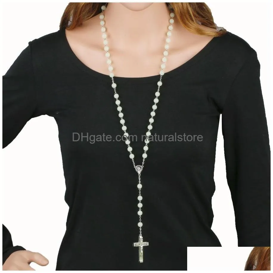 Pendant Necklaces Glow In The Dark Cross Rosary Necklace For Women Luminous Catholic Beads Relius Jesus Crucifix Pendant Jewelry Drop Dhvtx