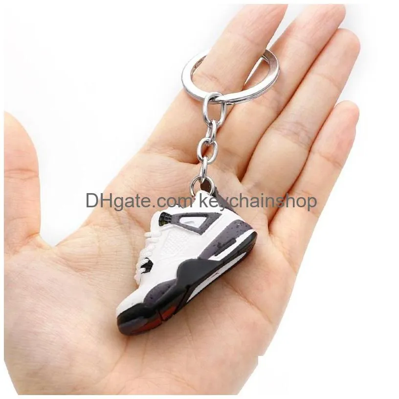 Keychains & Lanyards Fashion Creative Mini 3D Basketball Shoes Keychains Stereoscopic Model Sneakers Enthusiast Souvenirs Keyring Car Dhses