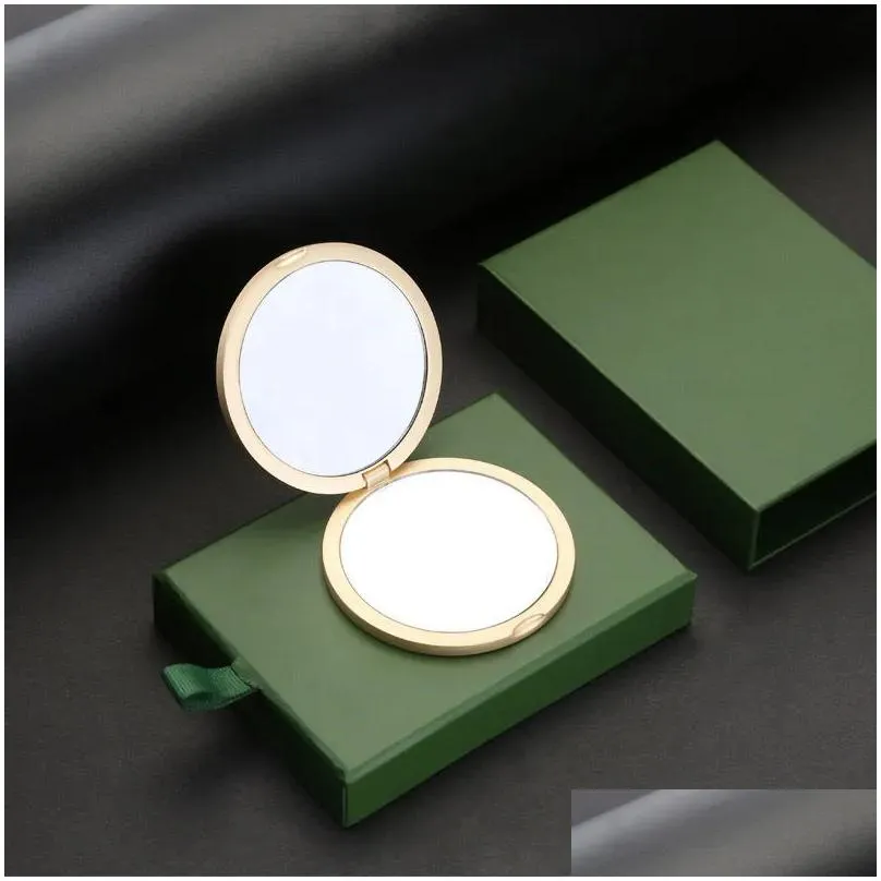 Compact Mirrors 50Off Esigned Make Up Mirror Portable Female Folding Mirrors Present For Friends Classic With Hand Gift Box L214280102 Dhuai