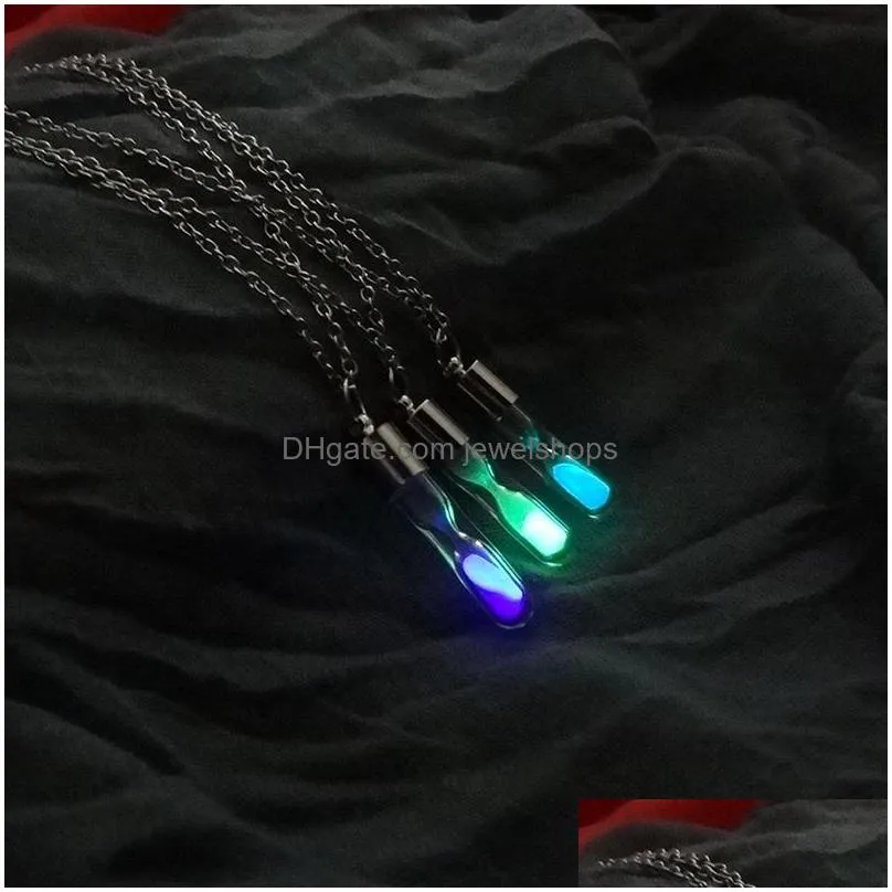 Pendant Necklaces New Glow In The Dark Time Hourglass Pendnat Necklaces Luminous Glass Phosphor Bottle Charm For Women Fashion Jewelry Dh4Kq