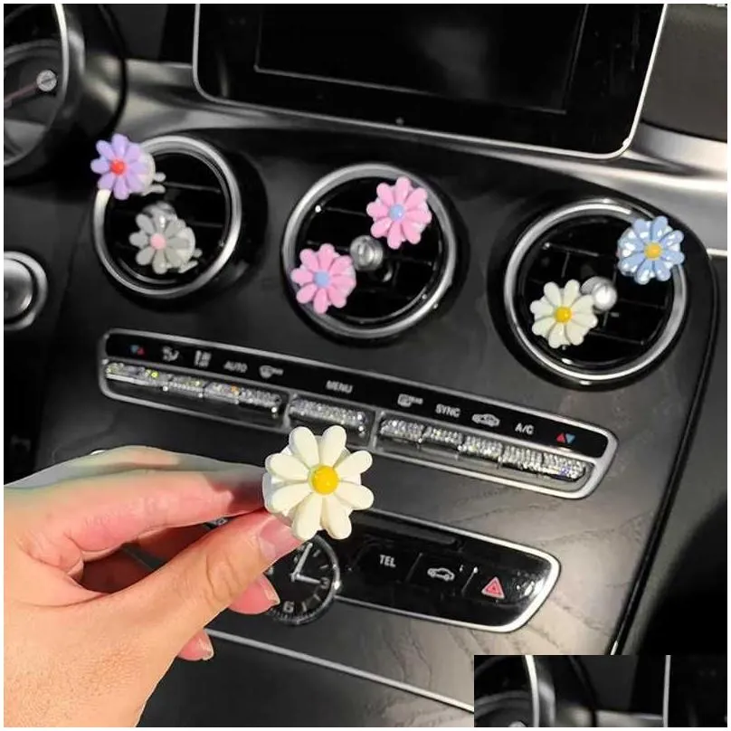 Interior Decorations New 6Pcs Flower Car Vent Clip Small Daisy Air Conditioning Outlet Per Decoration Freshener Accessories For Drop D Dhjez