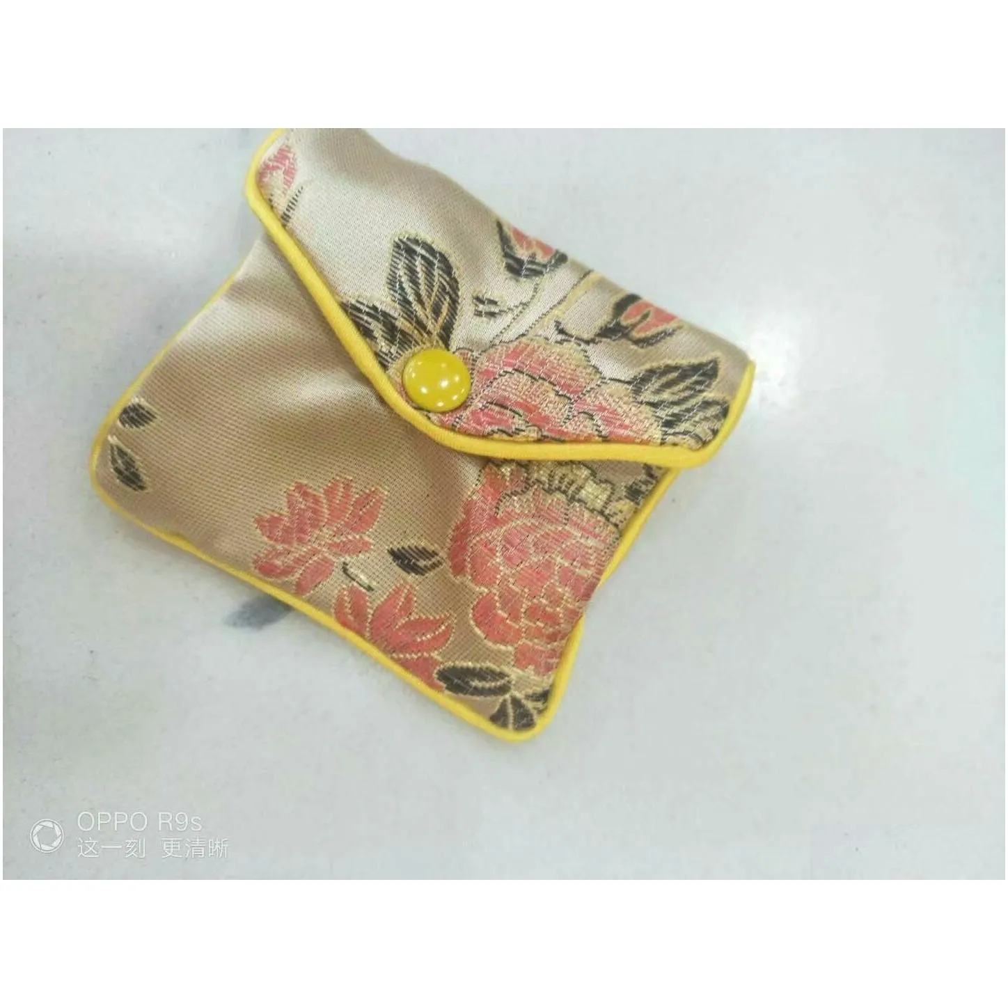 Jewelry Pouches, Bags 30Pcs Beige Floral Zipper Coin Purse Pouch Fashion Gift Bags For Jewelry Silk Bag Chinese Credit Card Holder Dro Dhf8Z