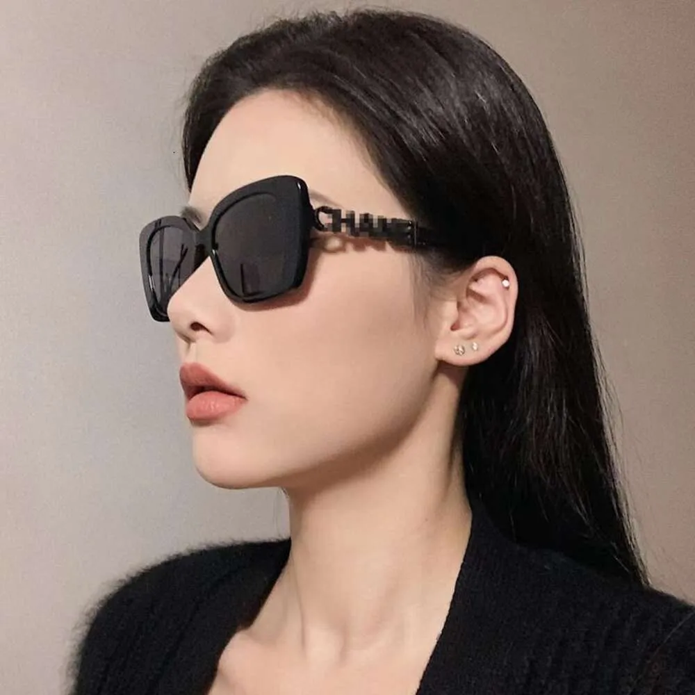 Chanells Glasses New Designer Sunglasses Black Thick Frame Sunglasses for Women`s Advanced in Style Personal Fashion Spicy Girl Cat Eye Chanells Sunglasses 9994