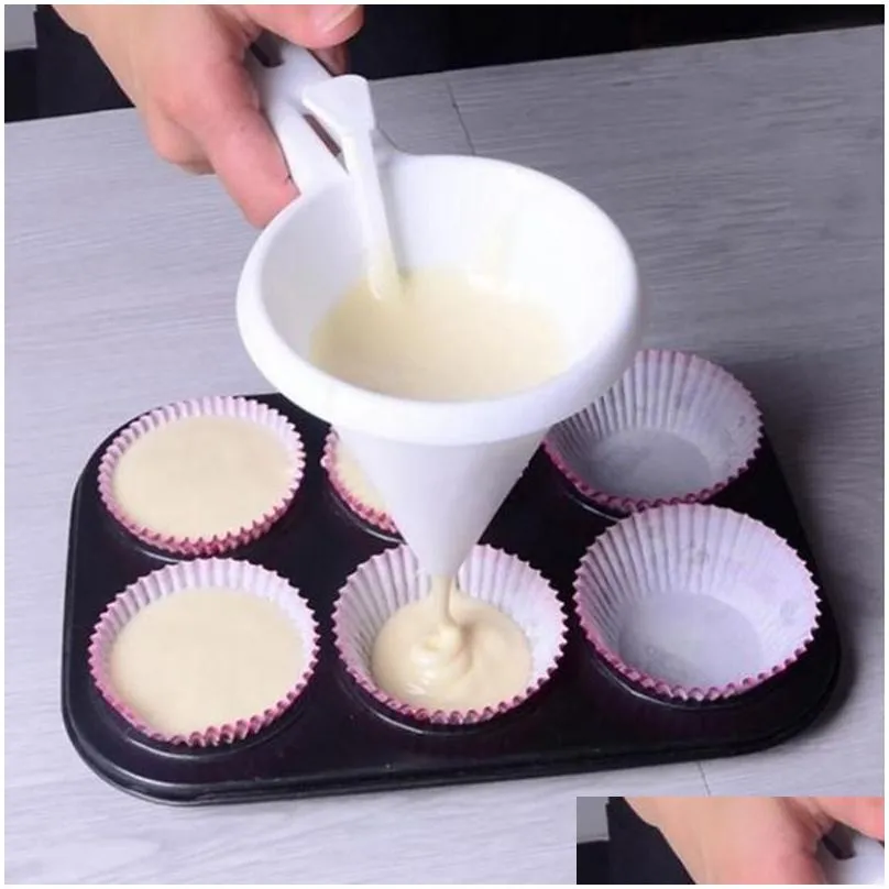 Other Bakeware Hand-Held Baking Funnel Tools Adjustable Cream Batter Chocolate Liquid Dispenser Pastry Mold Cookie Cupcake Pancake Too Dhjfs