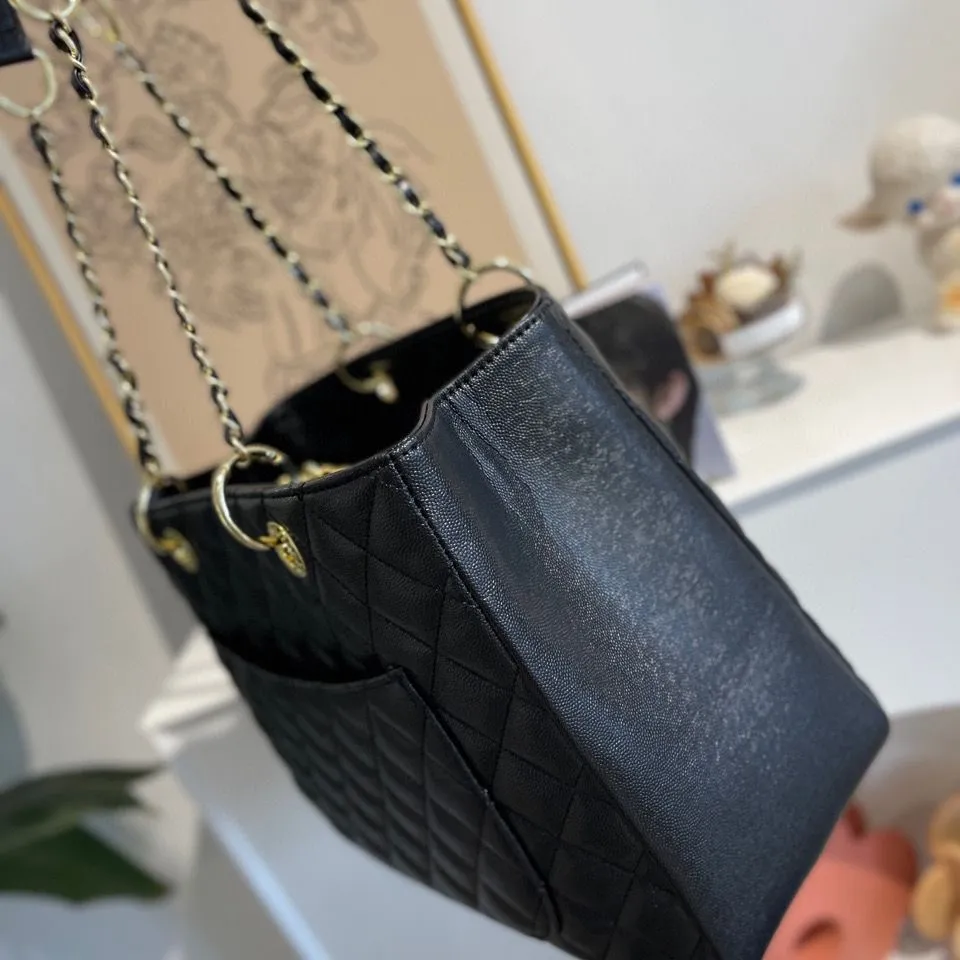 Famous Black Em Leather Woman Shoulder Bag Designer Bag Tassels Totes Women Handbags Lady Letter Messenger Female Evening Bags Hot