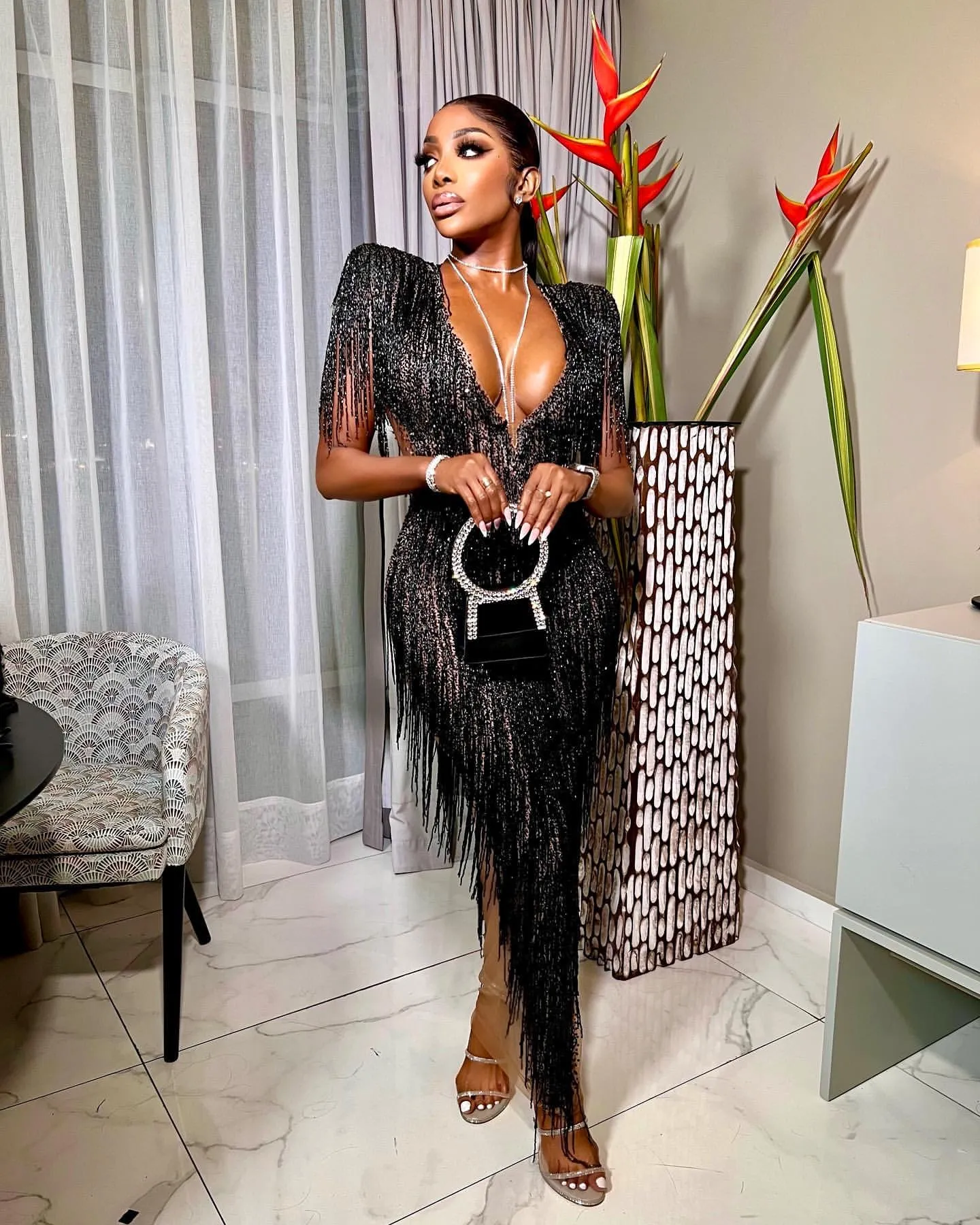 2024 Aso Ebi Black Sheath Prom Dress Deep V-neck See Through Evening Formal Party Second Reception 50th Birthday Engagement Gowns Dresses Robe De Soiree ZJ148