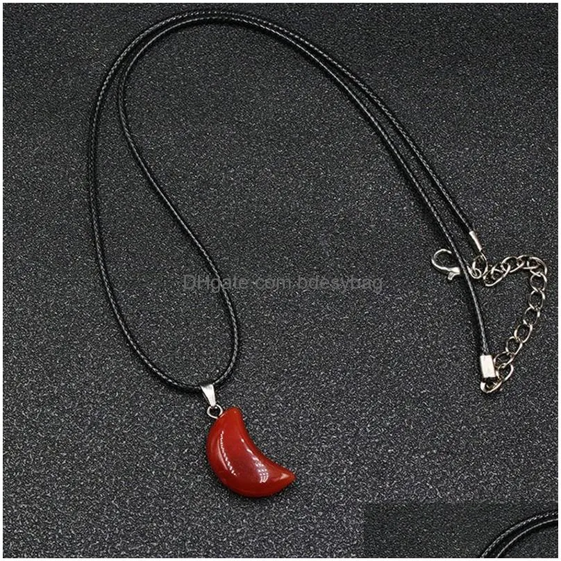 Natural Red Agate Moon Shape Pendant Necklaces Jewelry With Silver Plated Rope Chain For Women Girl Lover Fashion Accessories