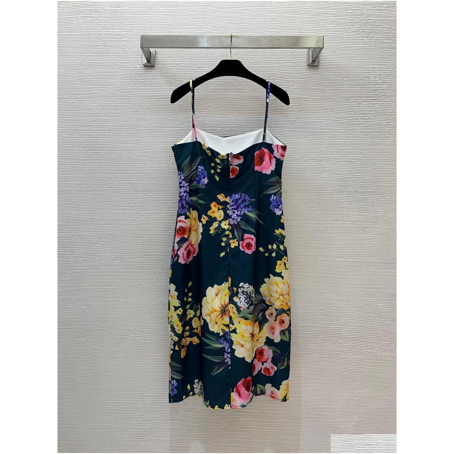 european and american fashion designer 2024 new pink and yellow floral print slim fit and slimming fit, buttocks wrapped strapless
