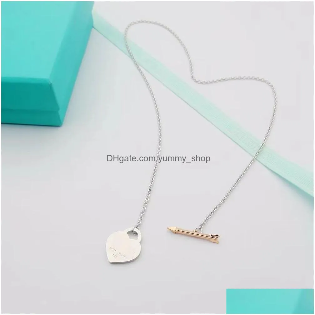 designer heart necklace luxury necklaces stainless steel jewelry rose gold silver arrowhead through womens jewelrys birthday wedding party gift with