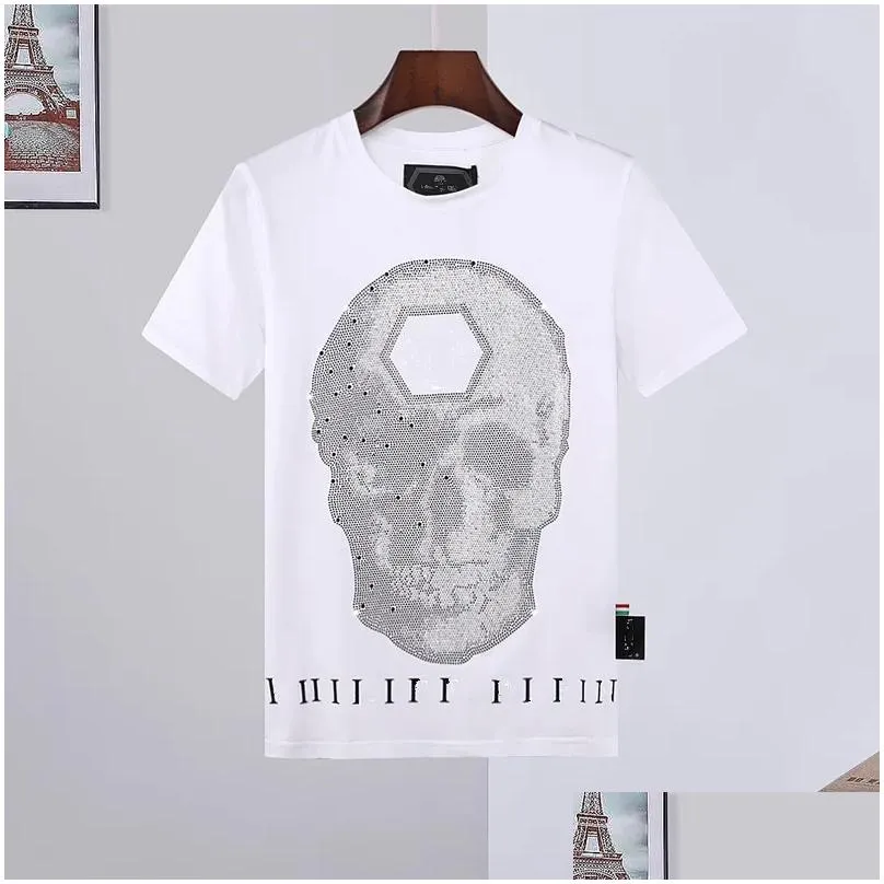 men`s summer breathable t-shirt skull letter hot rhinestone round neck comfortable top