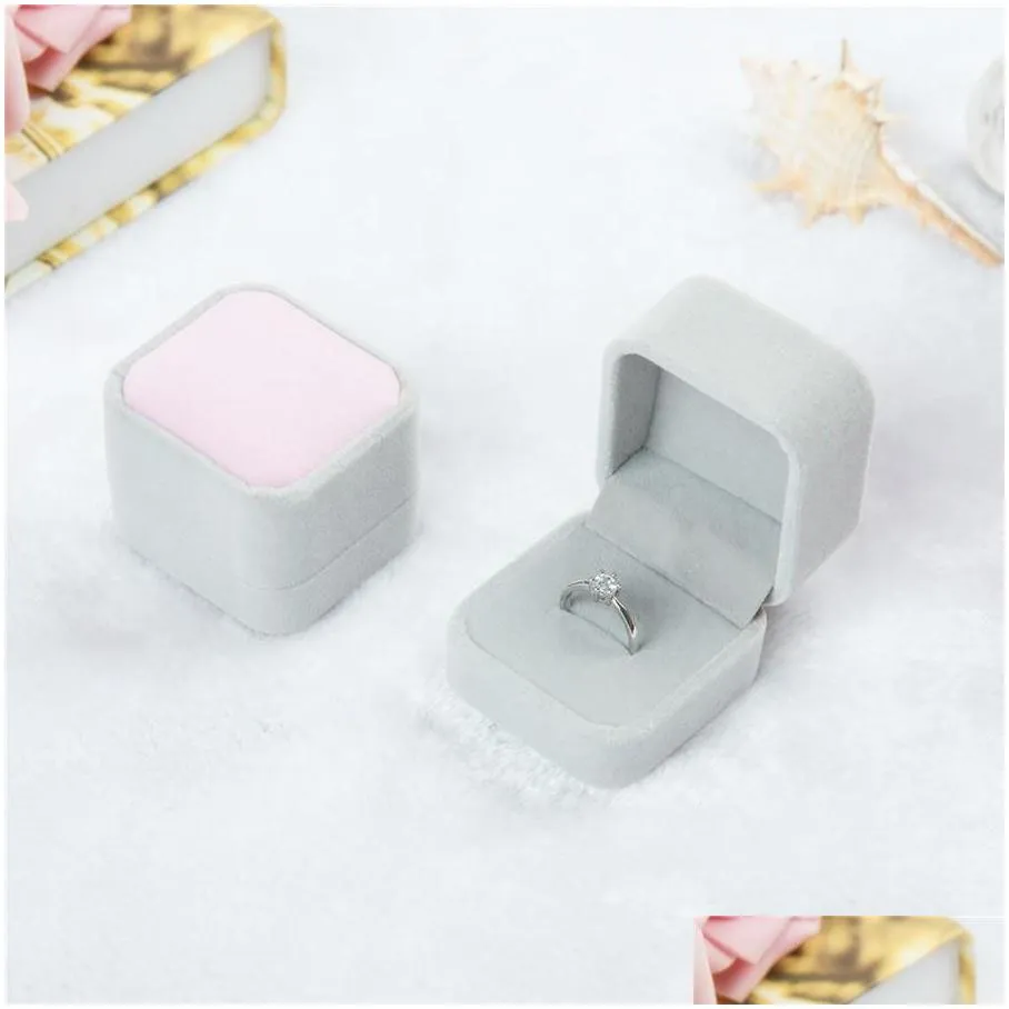 fashion velvet jewelry boxes cases for only rings & stud earrings 12 color jewelry gift packaging & display size 5cm*4.5cm*4cm