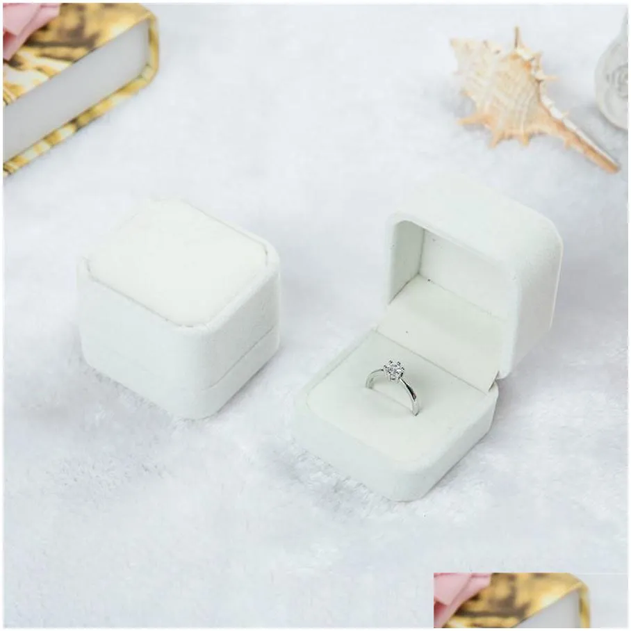 fashion velvet jewelry boxes cases for only rings & stud earrings 12 color jewelry gift packaging & display size 5cm*4.5cm*4cm