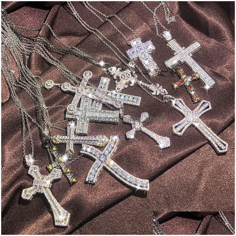 Fashion Mens Luxury Cross Necklace Hip Hop Jewelry Silver White Diamond Gemstones Iced Out Pendant Women Necklaces