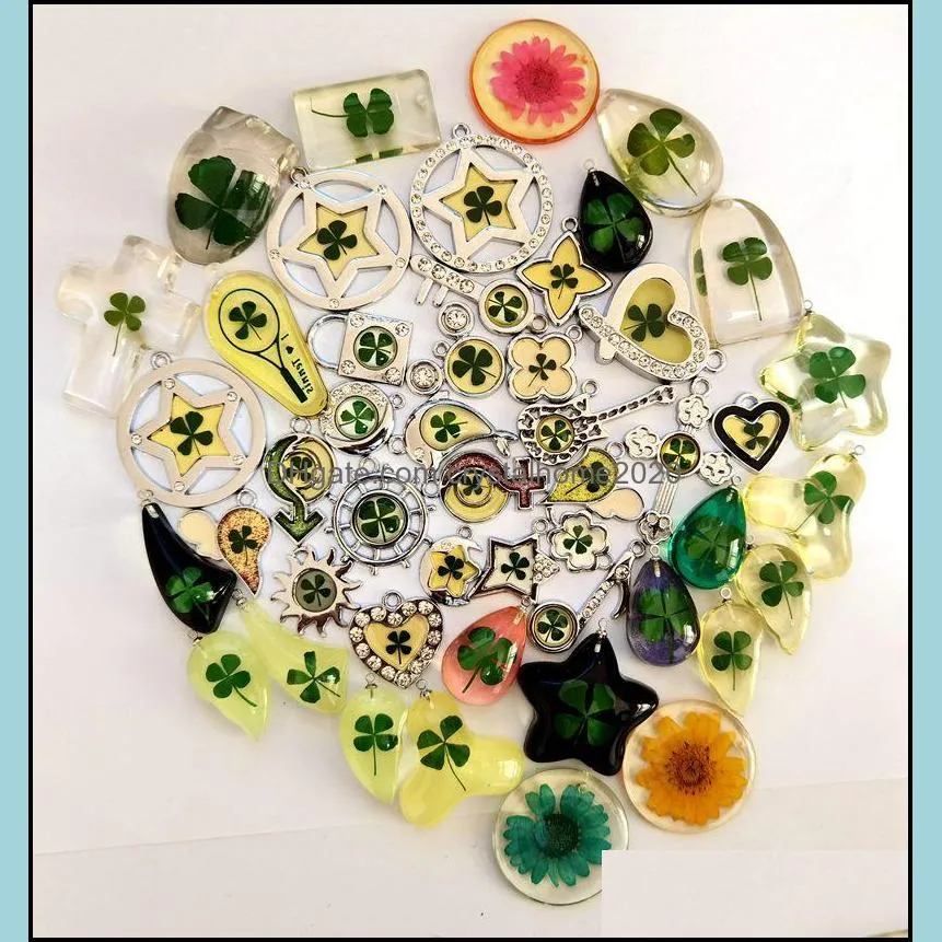 55 pcs fashion real four leaf clover dried flower pendant  jewerly