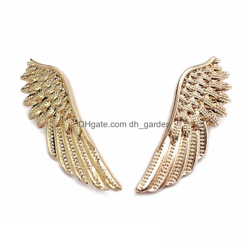 Gothic Style Angel Wings Shirt Collar Sweater Pin Brooches for Women Girls Silver Gold Color Cool Brooch Valentine`s Day Jewelry Gift
