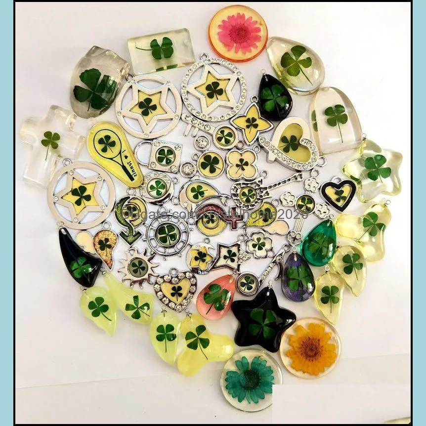 55 pcs fashion real four leaf clover dried flower pendant  jewerly
