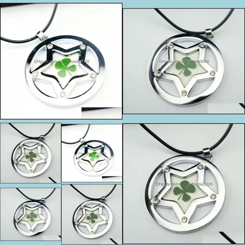 100 pcs  pendant jewelrt real shamrock real four leaf clover round design star style