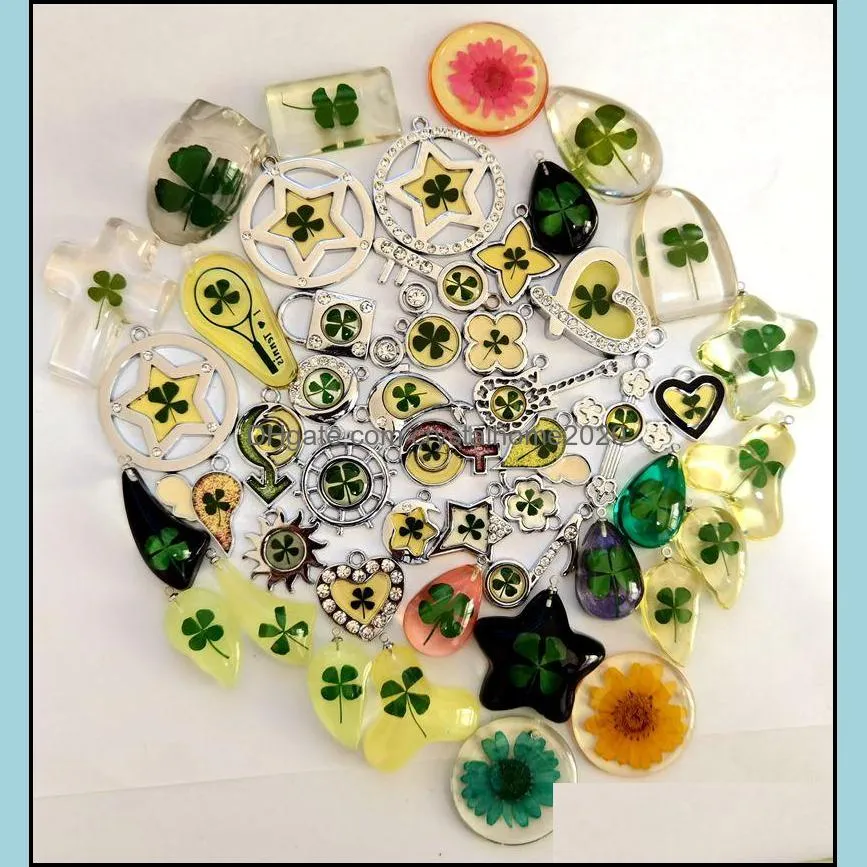 55 pcs fashion real four leaf clover dried flower pendant  jewerly