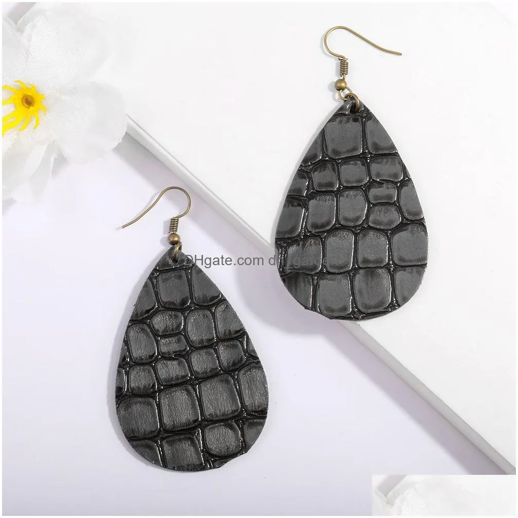 Fashion Design Waterdrop Leather Earrings Two Sides Cut-Out Mosaic Teardrop Dangle Earring for Women Jewelry Gift Wholesale