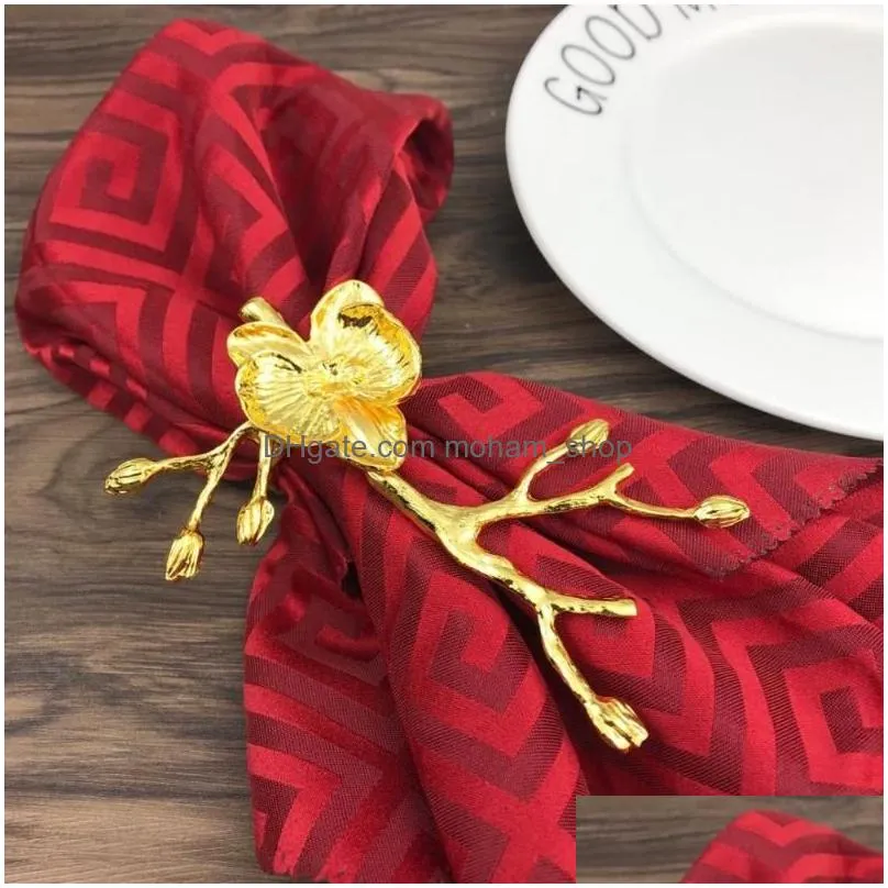 10pcs metal plum blossom napkin ring gold and silver napkin holder table setting decoration for western gathering place1257e