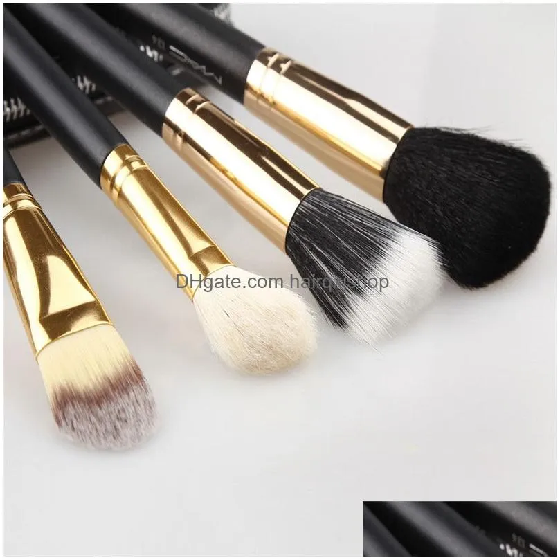 Makeup Brushes Set M Brand 12Pcs Eyeshadow Ber Tools Professional Brush Leather Bag With Ship Gift7511306 Drop Delivery Dhs6X