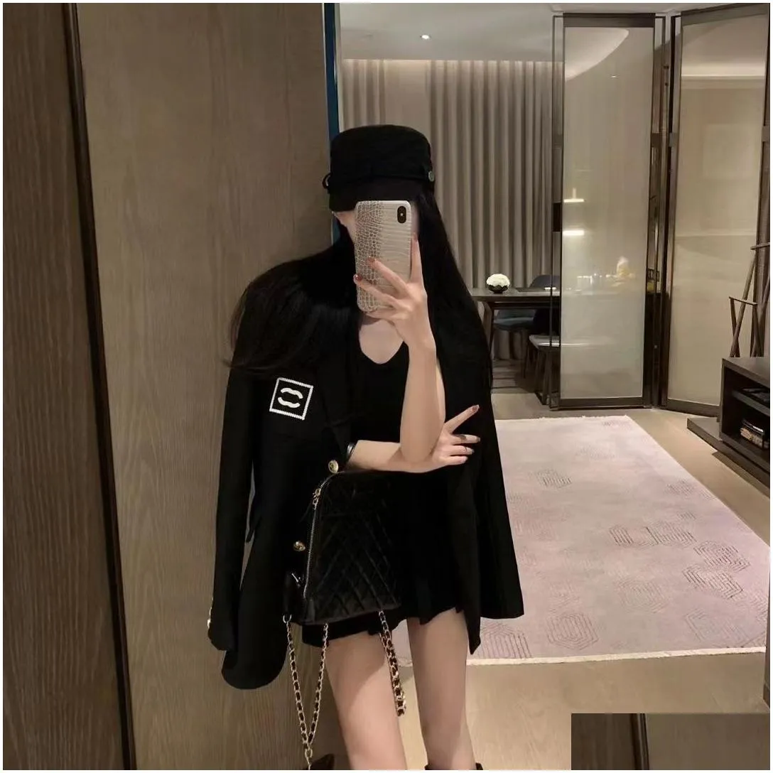 designer autumn and winter fragrance celebrity coat women`s coat long winter thick loose velvet temperament black small suit top