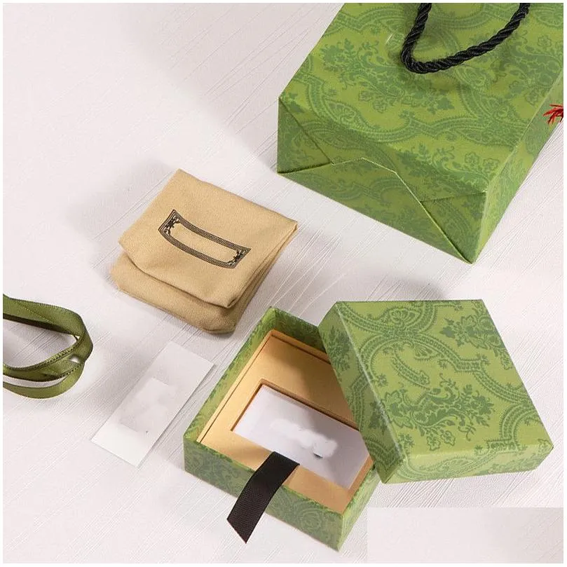 textured green jewelry gift packaging box necklace bracelet ring luxury designer jewelry storage box birthday gift bag
