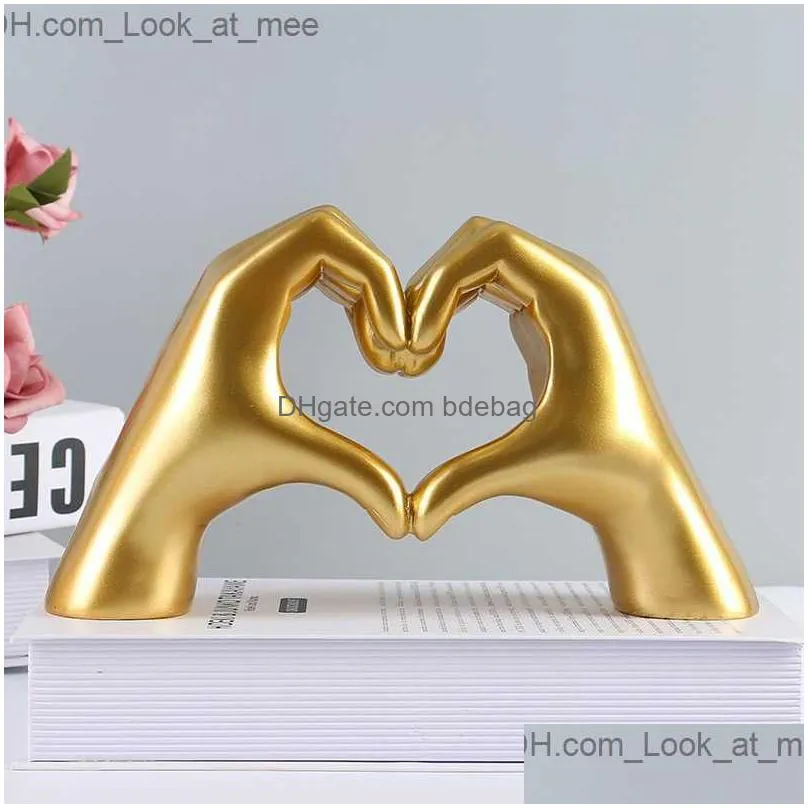 nordic style heart gesture sculpture resin love finger figurines wedding home living room desk ornaments q230823