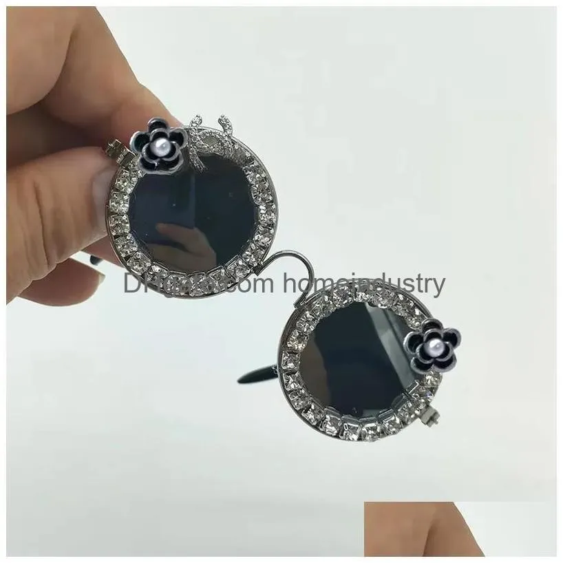 Dog Apparel Designer Pet Sunglasses Retro Dog Round Metal Puppy Rhinestone Cosplay Glasses Po Props Eyewear For Cats And Small To Medi Dhbew