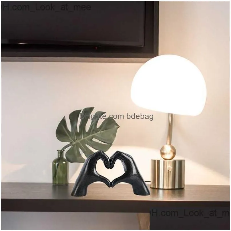 nordic style heart gesture sculpture resin love finger figurines wedding home living room desk ornaments q230823