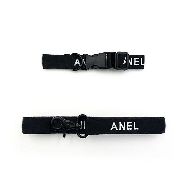 black and white pet collar designer classic letter logo dog collar traction rope set dog walking supplies 2pc set