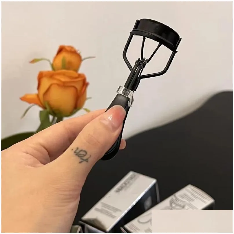 Eyelash Curler Cosmetic Makeup Black Sier Eye Lash Eyes Tweezers For Eyelashes Selling Drop Delivery Dh84A