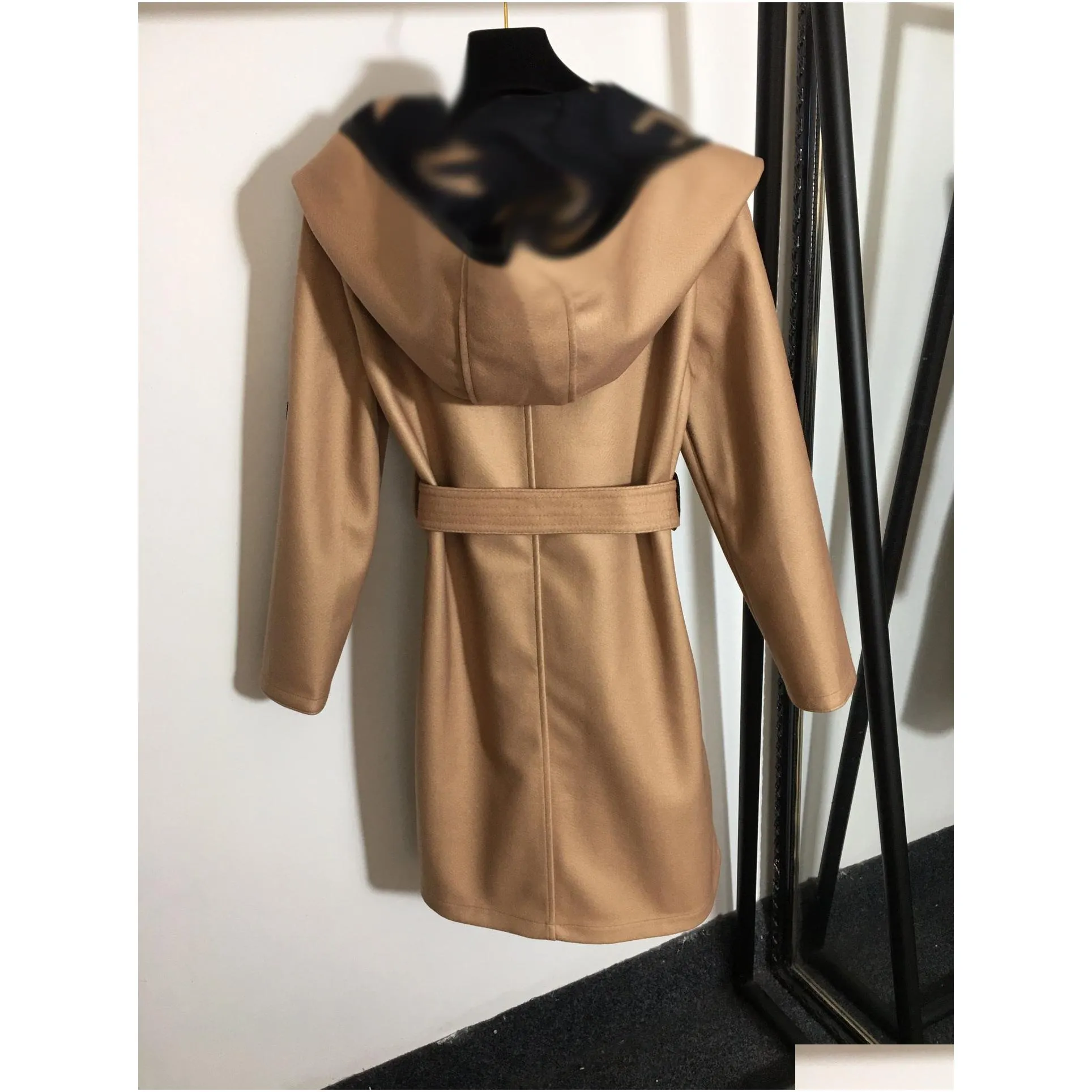1023 l 2023 milan runway coat autumn brand same style coat hooded high quality long sleeve khaki solid womens clothes fashion 20207903