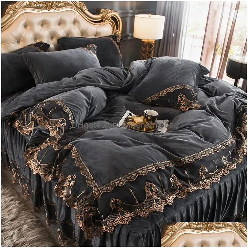 Four-piece Bedding Sets Princess Style Coral Fleece Double-sided Velvet Quilted Bed Skirt Lace Flannel Duvet Cover Bedding High