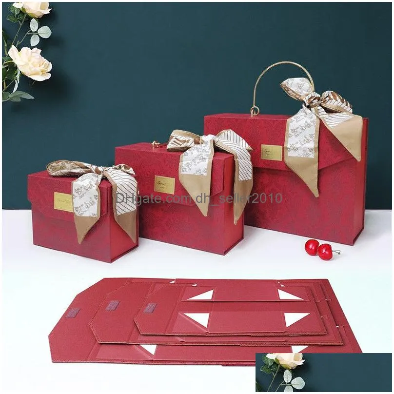 Luxury Fashion Vintage Red Handheld Gift Box Empty Box Wedding Bridesmaid Handheld Gift Creative Folding Boxes for DIY Christmas gift wrap Package
