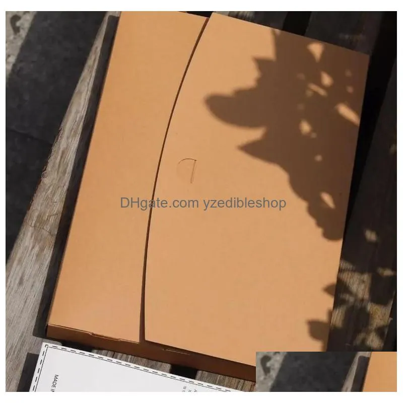 blank kraft paper envelope packaging box for t-shirt box clothing express box gift packing cardboard box