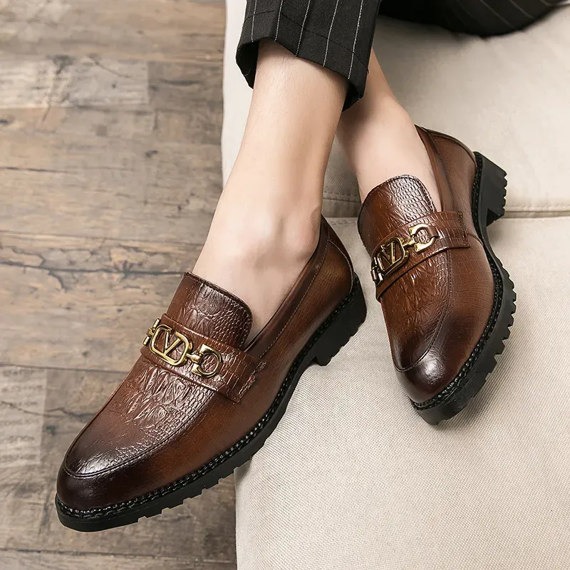 Wedding Shoes for Men Loafers Black brown Slip-On Round Toe Men Dress Shoes Metal buckle Business Size 38-45