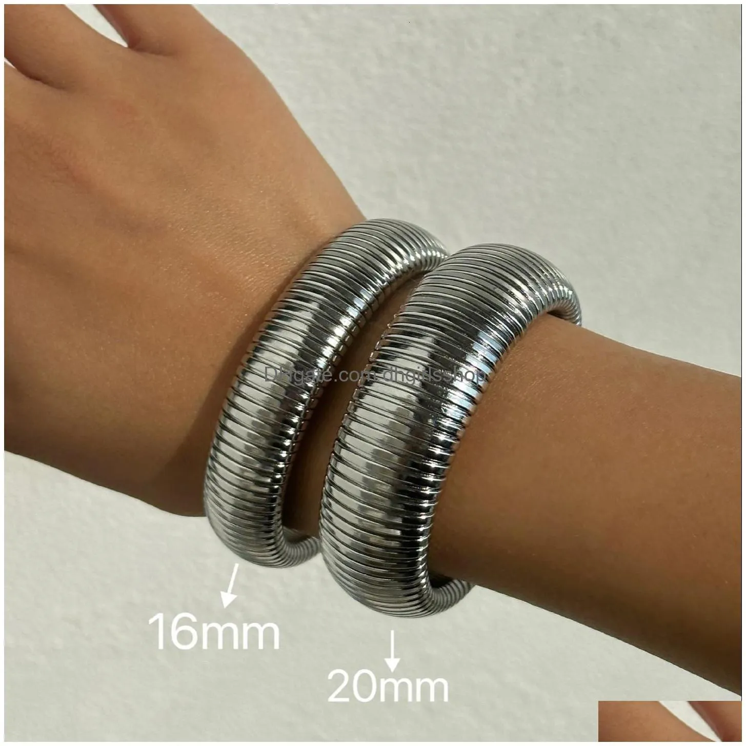 bangle 18k gold plated steel bracelet vintage elastic gypsy polishing for women girls fashion aesthetic jewelry 230710