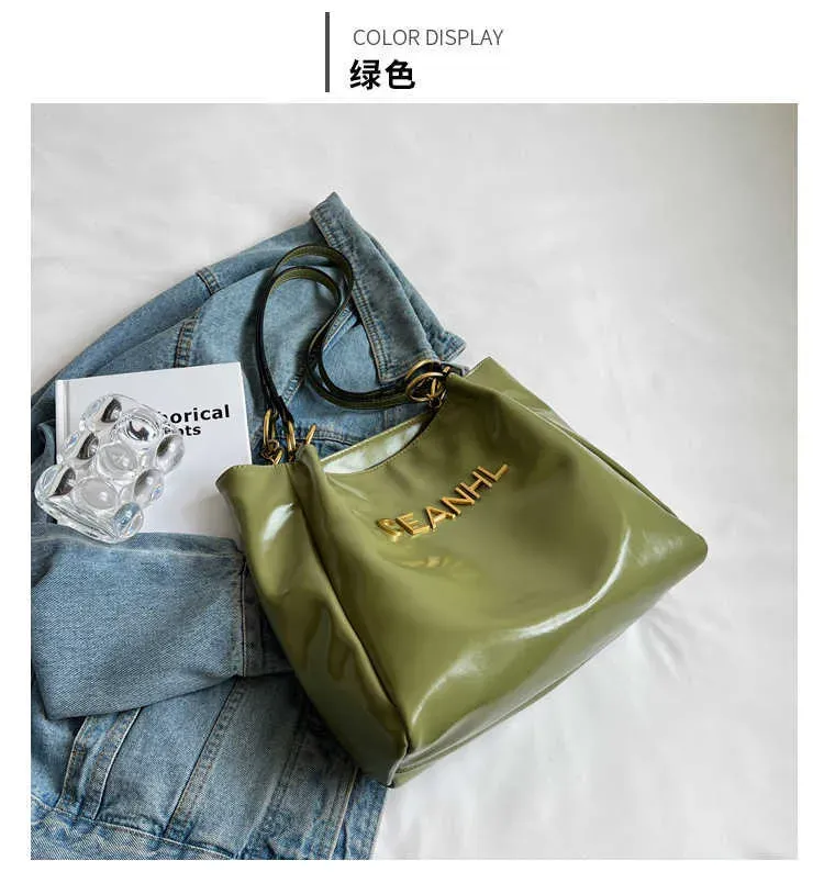 High and leather pattern carrying women`s bag 2023 New minimalist summer commuting single shoulder tote bag 75% Cheap Outlet wholesale