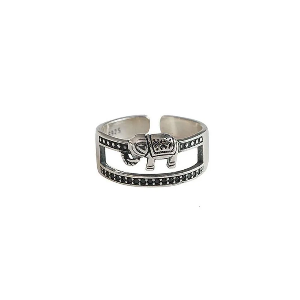 New Trendy Elephant Women`s Vintage Silver Plated Index Finger Ring