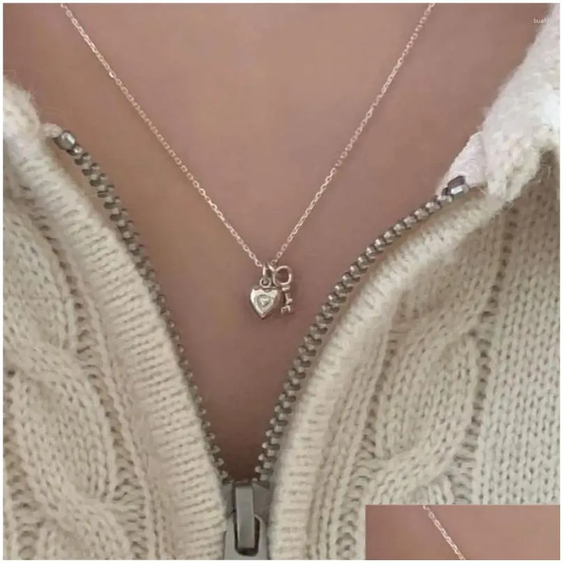 Pendant Necklaces Copper Heart Key Necklace Sweet Korean Style Neckchain Clavicle Chain Jewelry Accessories Solid Color Women