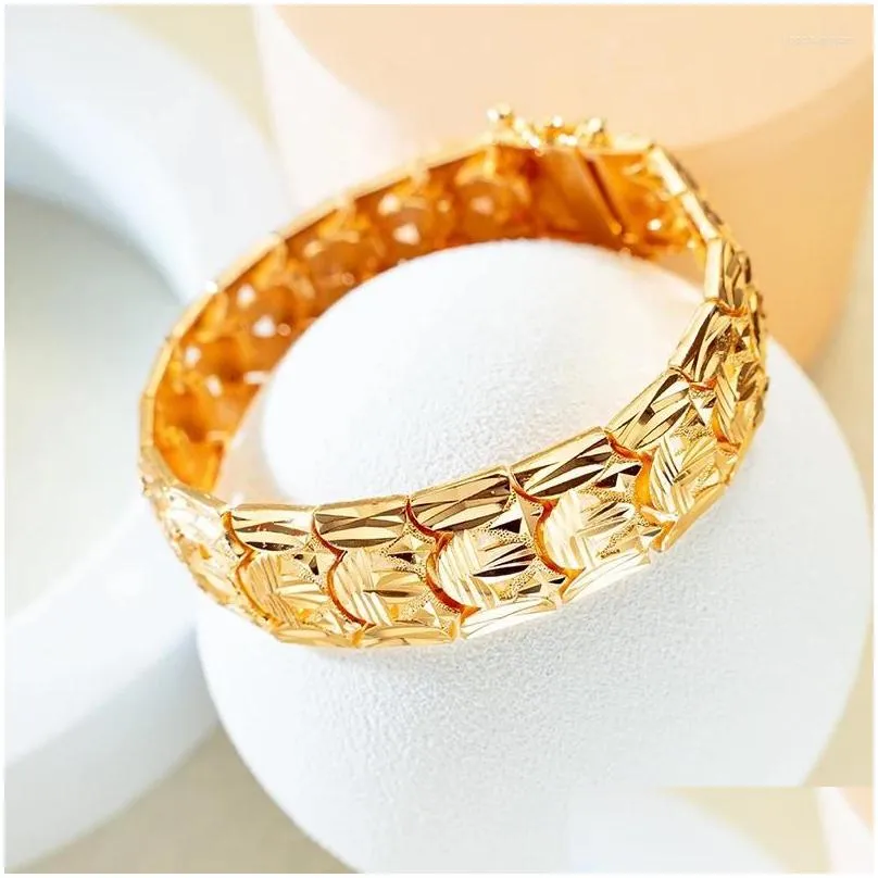 Bangle 2024 Fashion Women`s Bracelet Customizable Luxury Men`s 18k Gold Plated Cuban Chain Jewelry